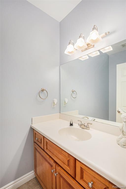 846 Majestic Property Photo 18