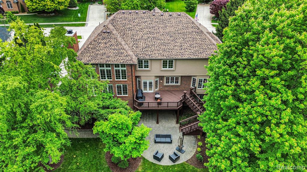 846 Majestic Property Photo 46