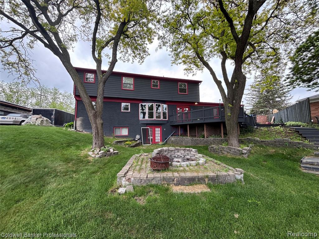 5550 25 Mile Road Property Photo 6