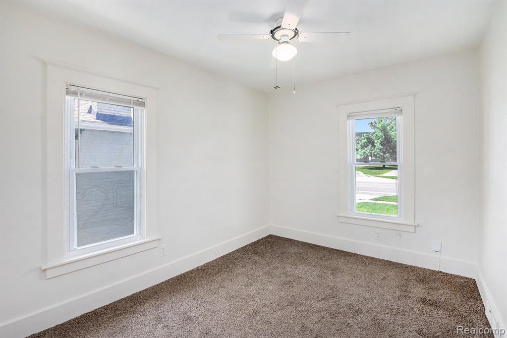 838 Pinecrest Drive Property Photo 12