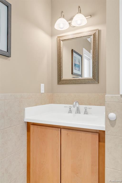 49370 Bay Lane Property Photo 63