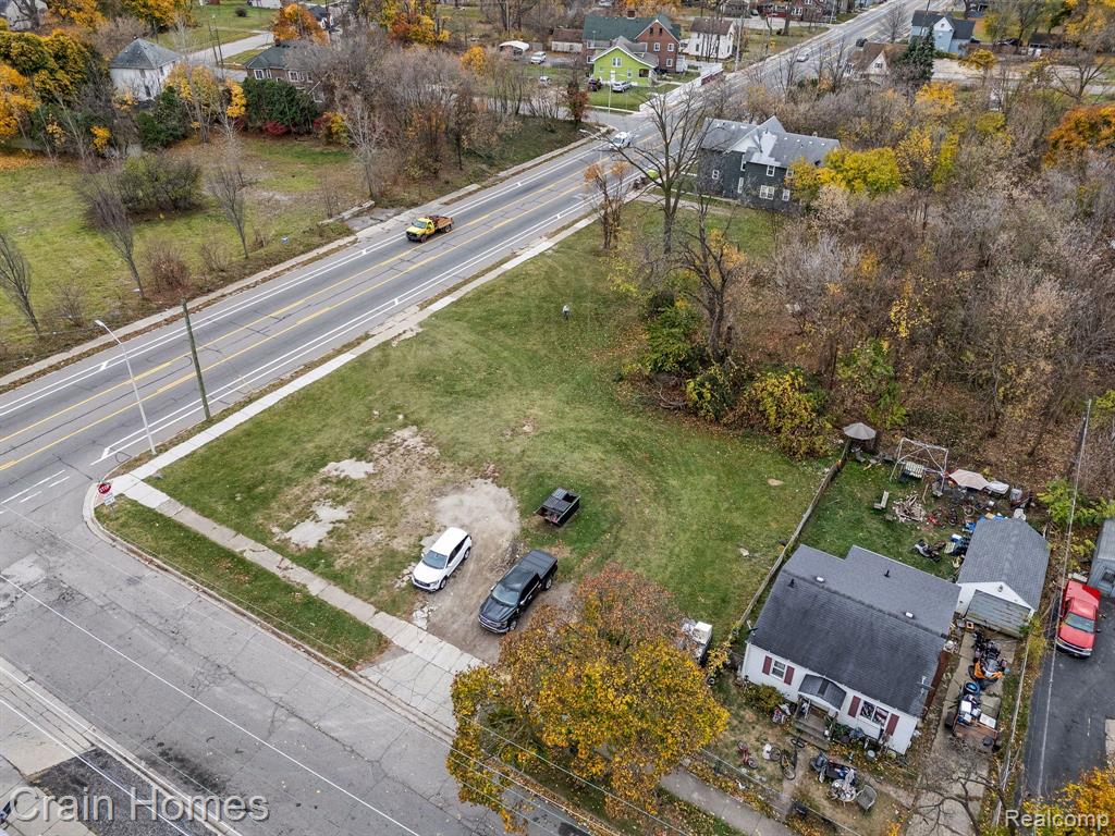 431 N Perry Street Property Photo 4