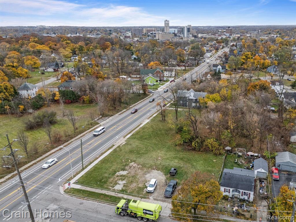 431 N Perry Street Property Photo 10