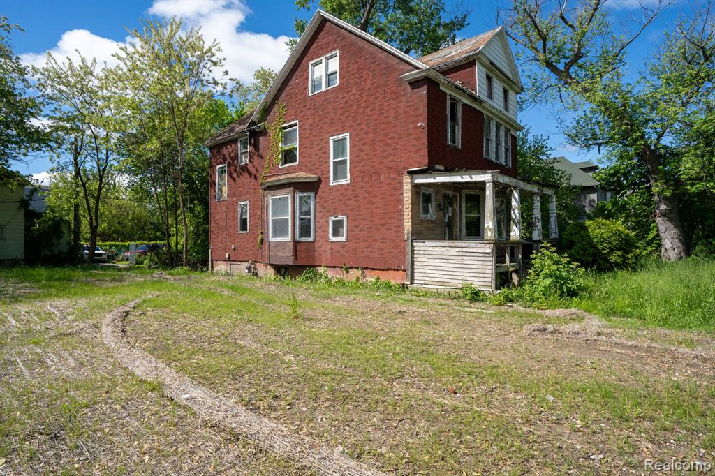 1038 Marston Street Property Photo 2