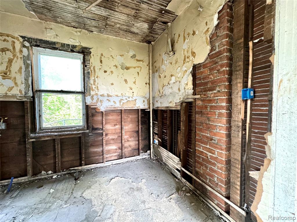 1038 Marston Street Property Photo 4