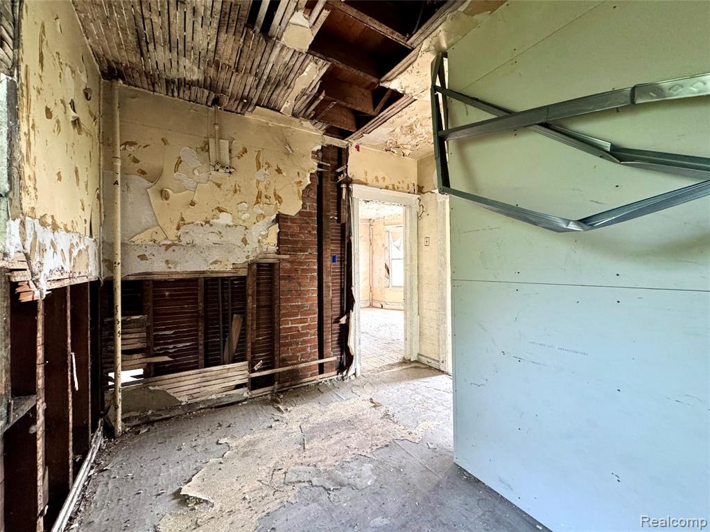 1038 Marston Street Property Photo 6