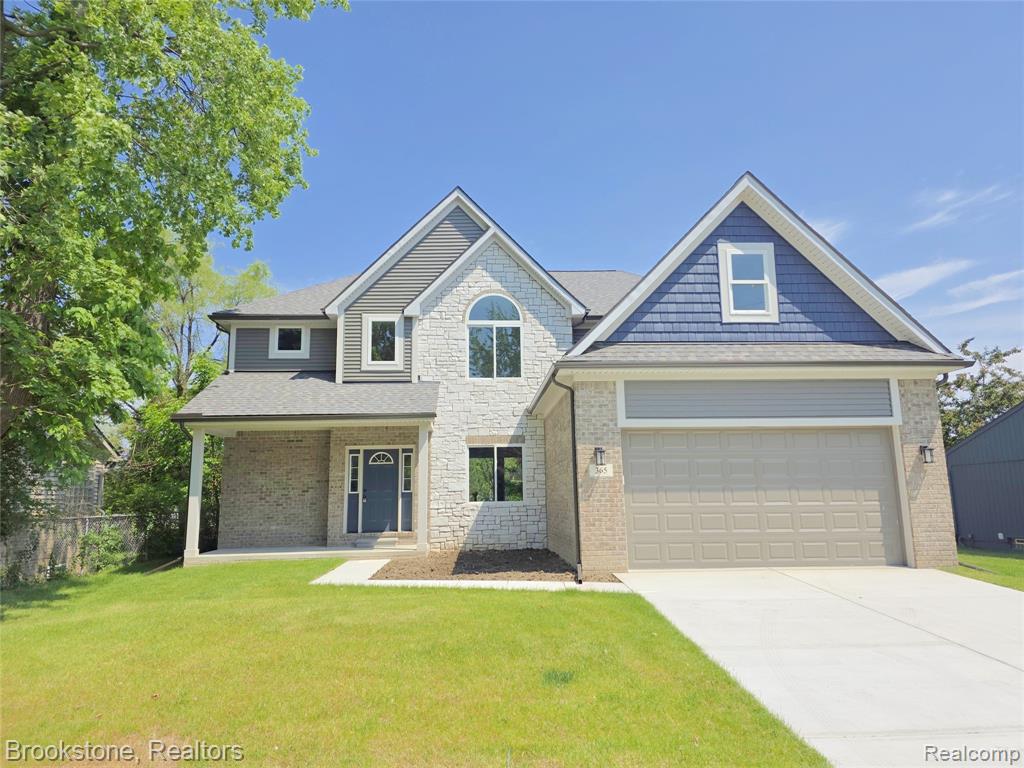 365 Hartland Drive Property Photo 1