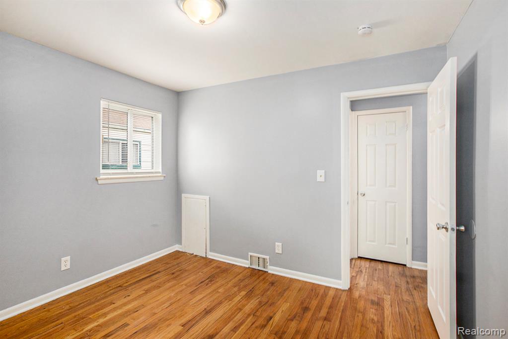 7612 Clippert Street Property Photo 17