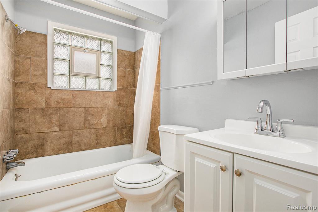 7612 Clippert Street Property Photo 18