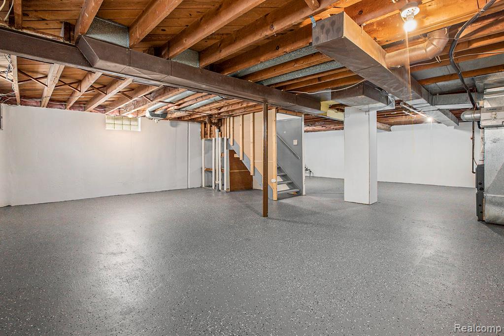 7612 Clippert Street Property Photo 20