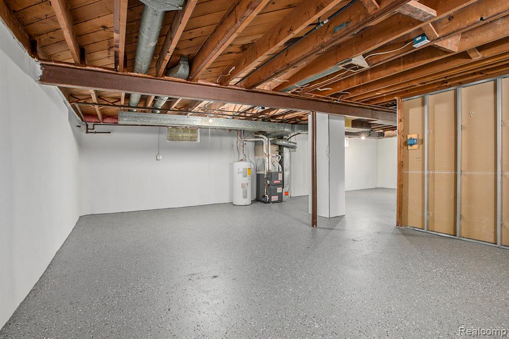 7612 Clippert Street Property Photo 21