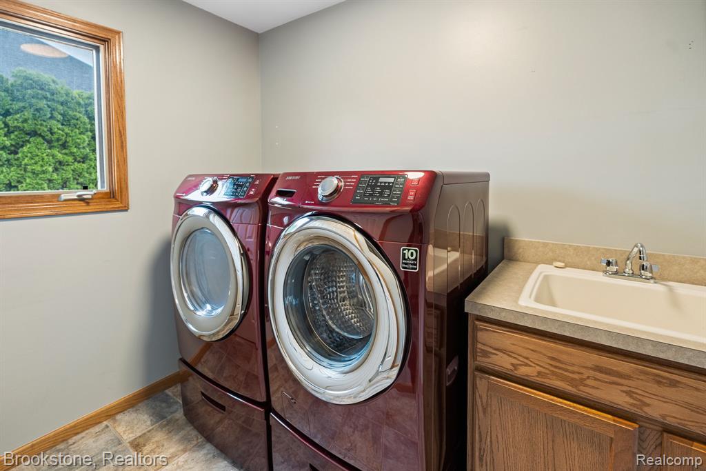 26569 Autumn Lake Drive Property Photo 23