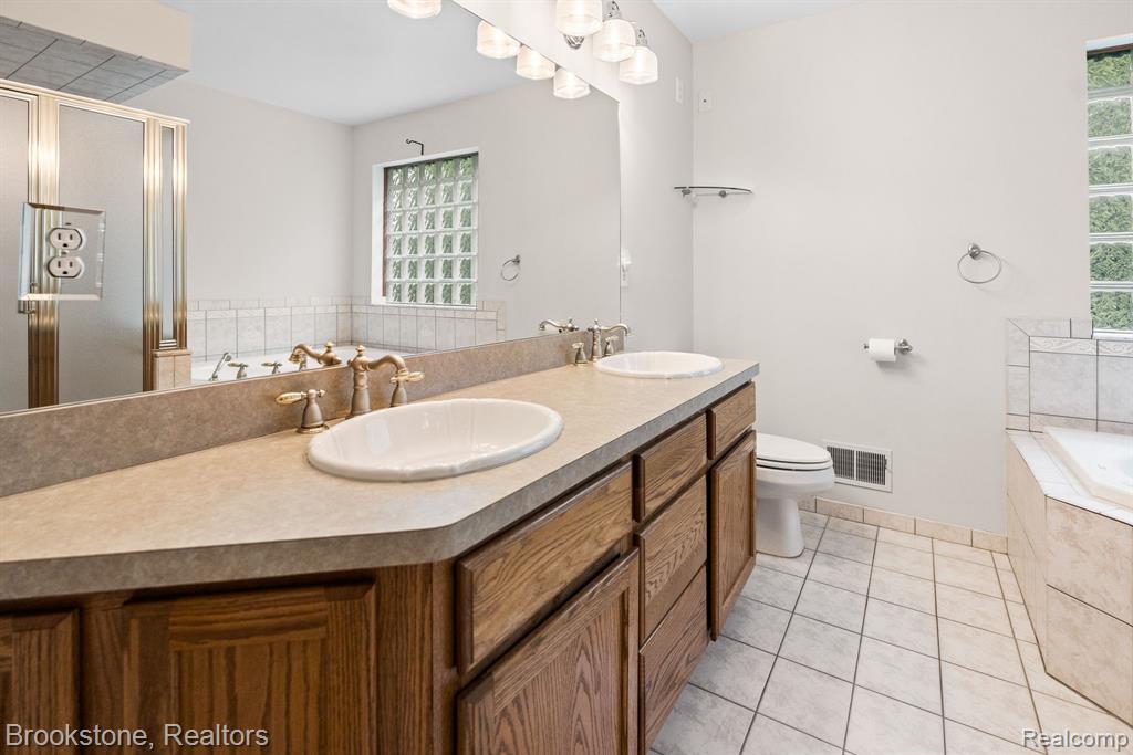 26569 Autumn Lake Drive Property Photo 27