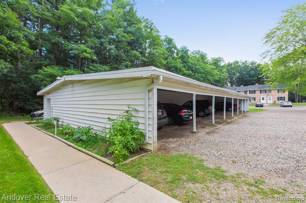 600 Garrison Rd Road Property Photo 5