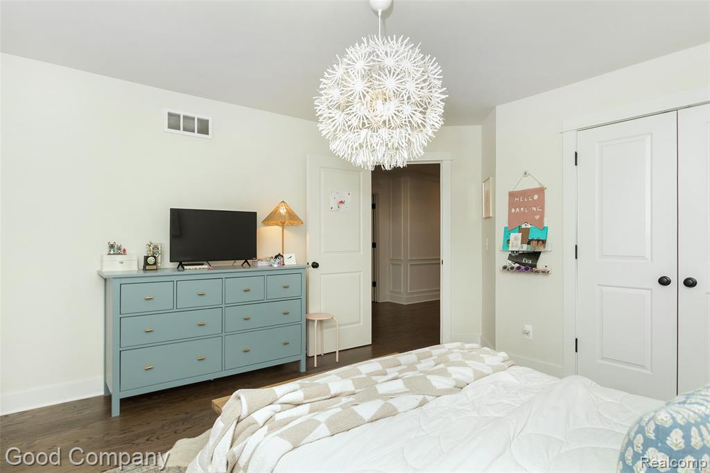 1017 N Maple Avenue Property Photo 33