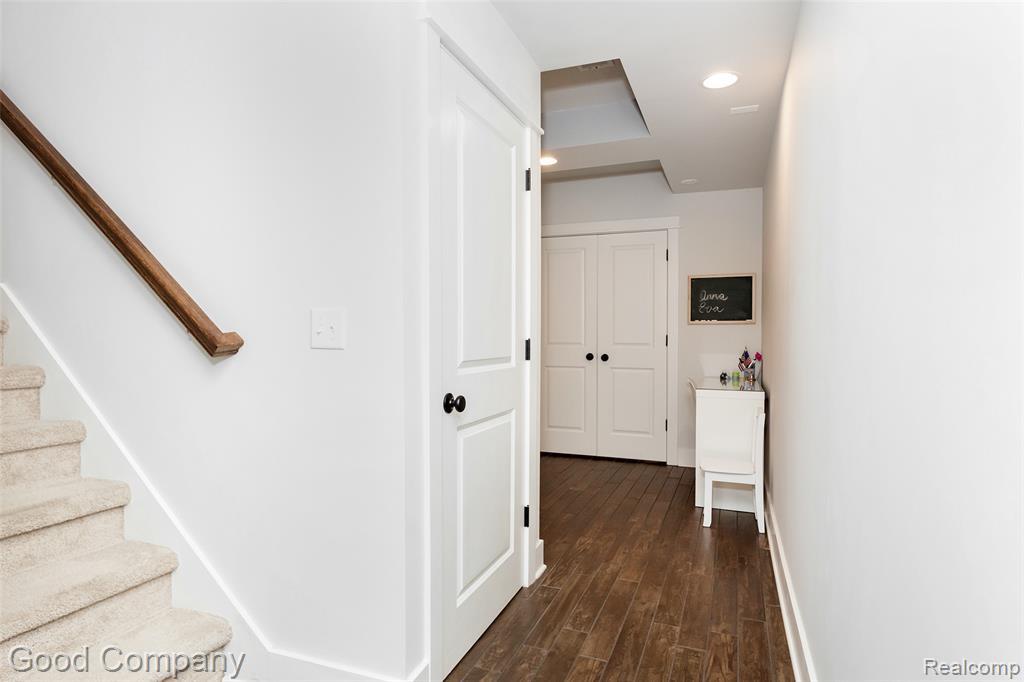 1017 N Maple Avenue Property Photo 45