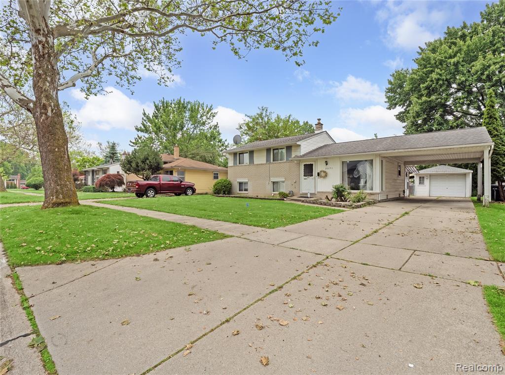 2071 Koper Drive Property Photo 1