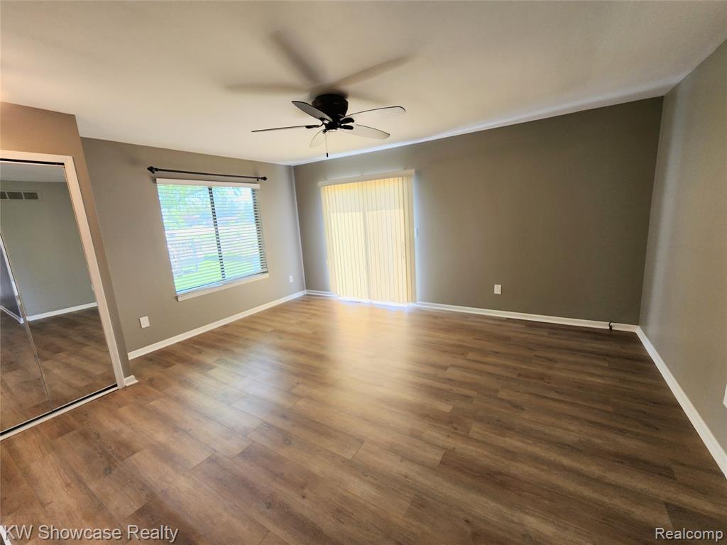 38824 Windmill Pointe Property Photo 7