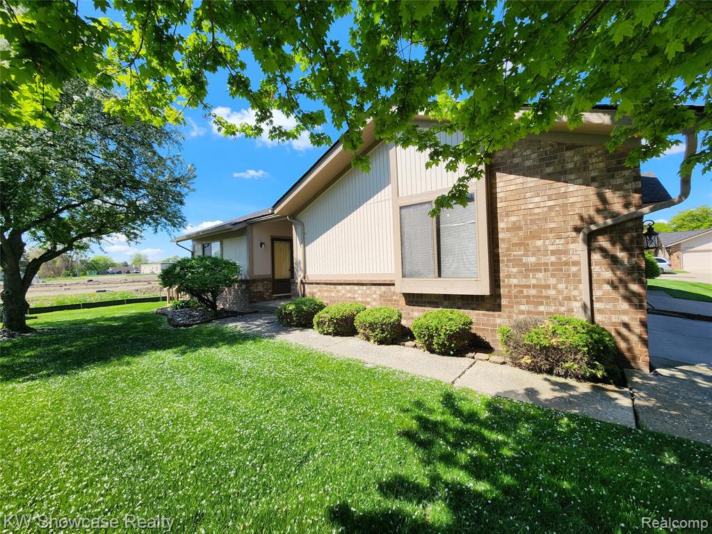 38824 Windmill Pointe Property Photo 37