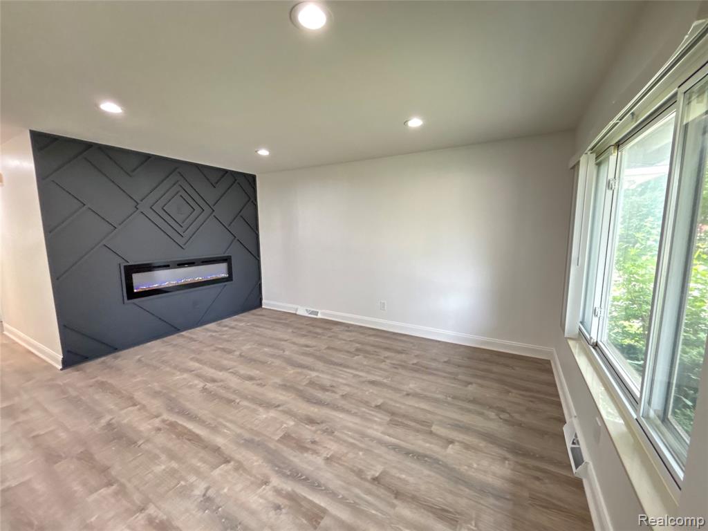 26046 Eureka Drive Property Photo 26