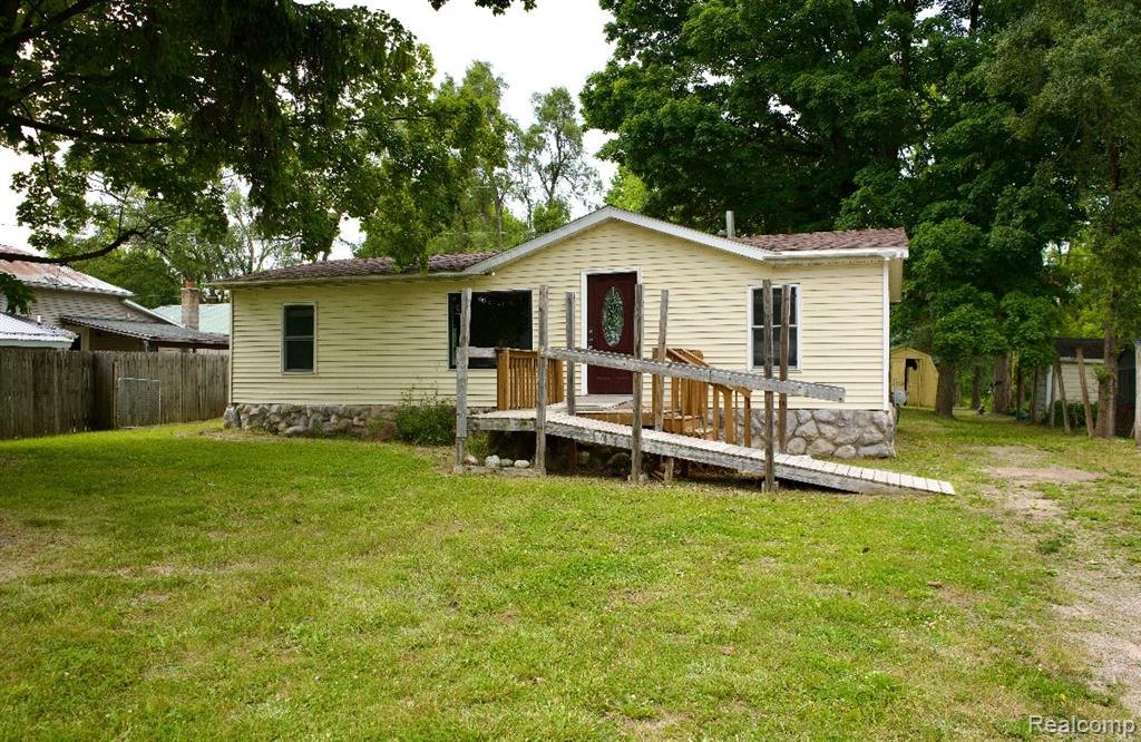 11709 Old Belding Road Property Photo 1