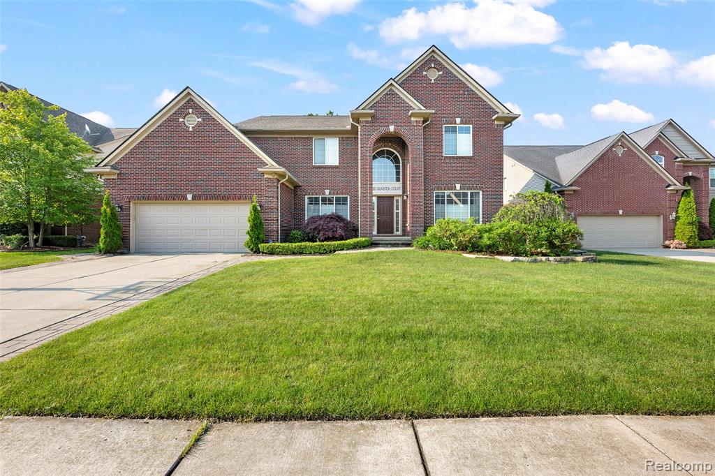 392 Gunston Court Property Photo 1