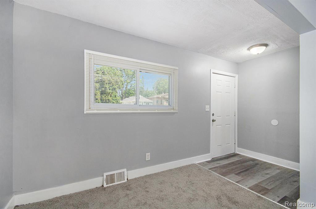 38 E Ypsilanti Avenue Property Photo 3