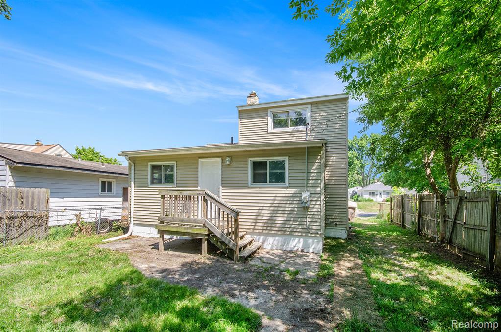 38 E Ypsilanti Avenue Property Photo 17