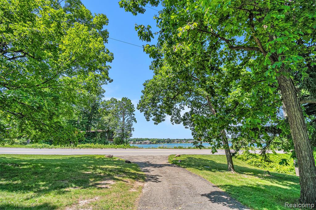 3382 W Silver Lake Road Property Photo 6