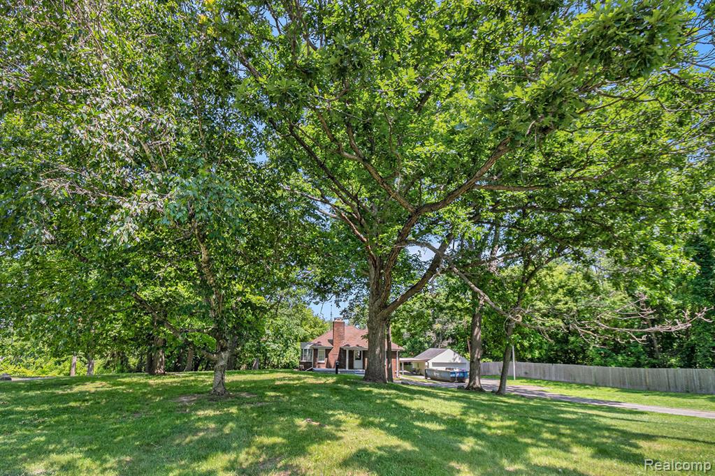 3382 W Silver Lake Road Property Photo 8