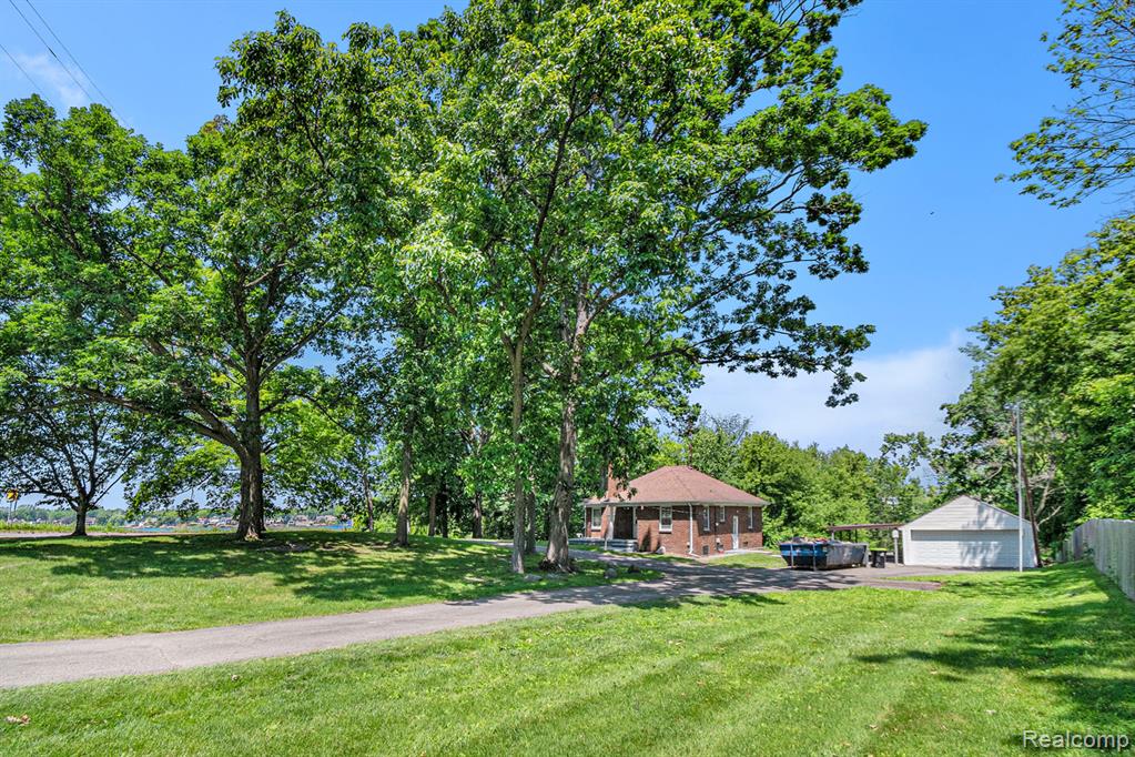 3382 W Silver Lake Road Property Photo 12