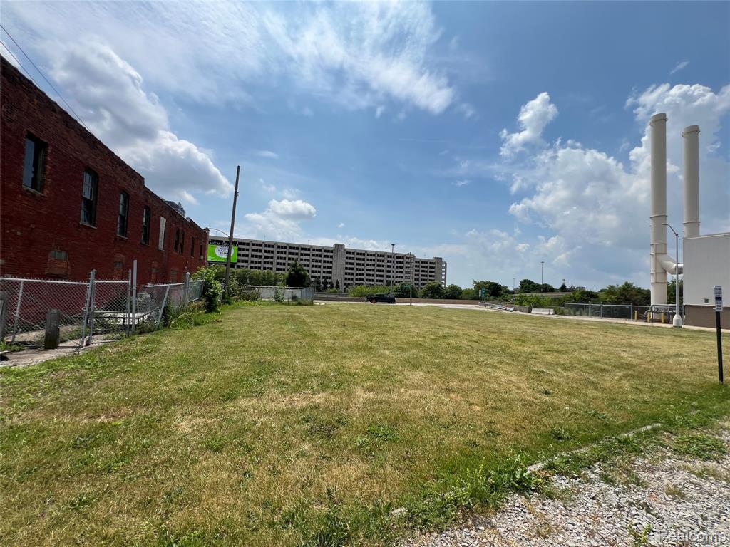 2455 Grand River Avenue Property Photo 15