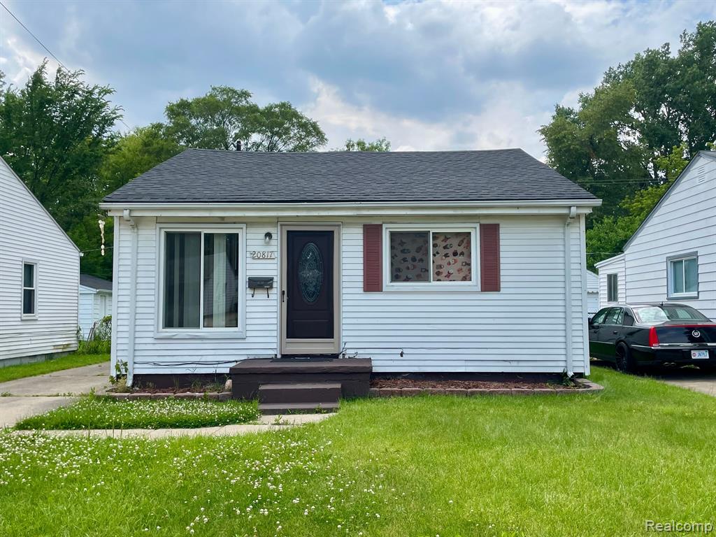 20817 ATLANTIC Avenue Property Photo 1