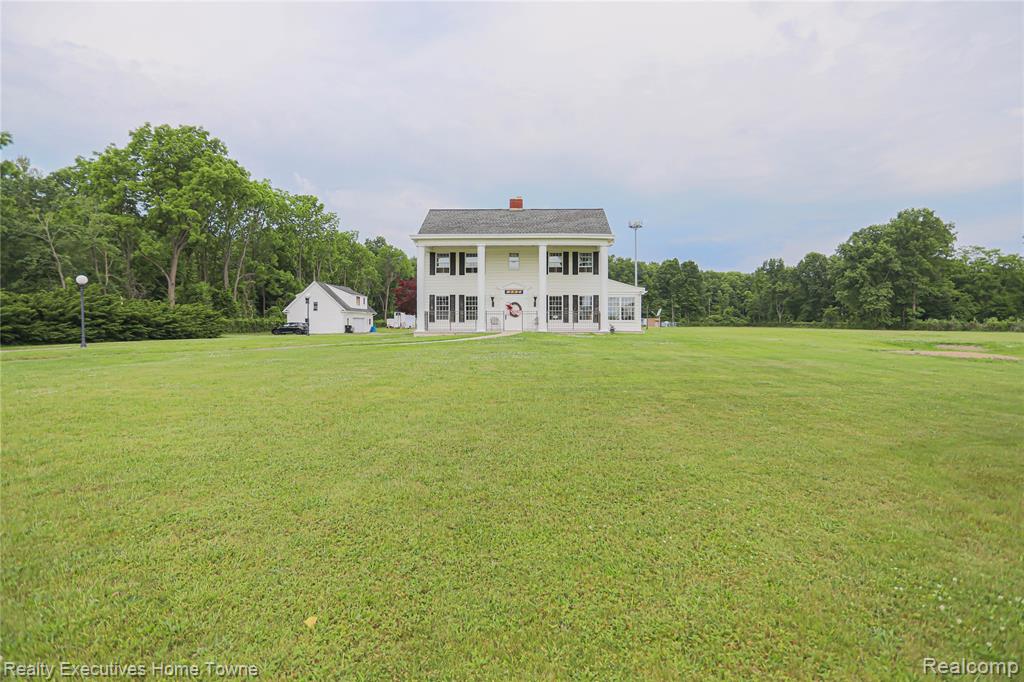 9334 River Road Property Photo 12
