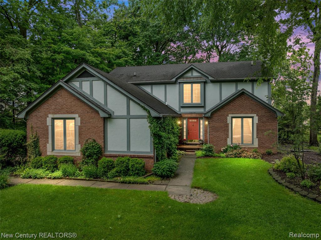 1524 Waverly Drive Property Photo 1