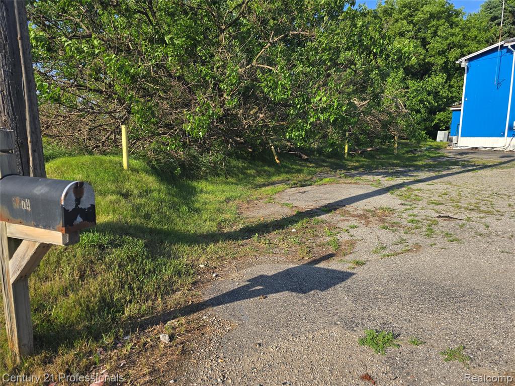 8774 Dixie Highway Property Photo 6
