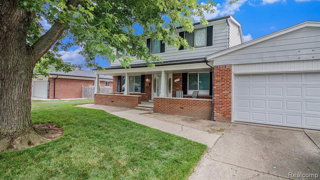 11447 Canterbury Drive Property Photo 2