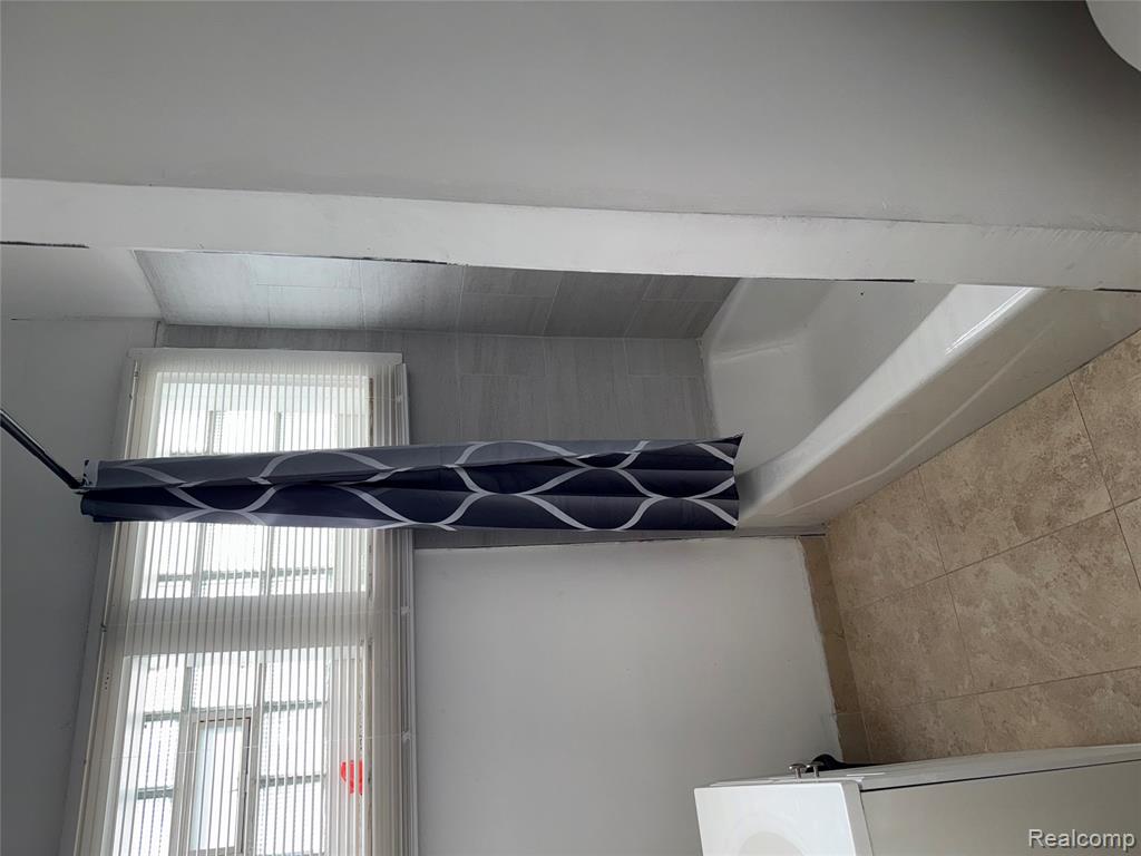 1625 Lawrence Property Photo 7