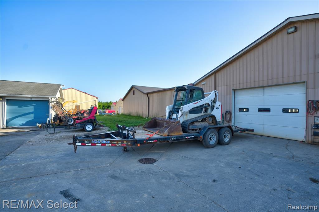 7281 S State Road Property Photo 17