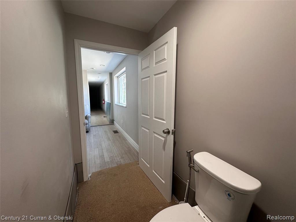 23140 W 8 Mile Road Property Photo 7
