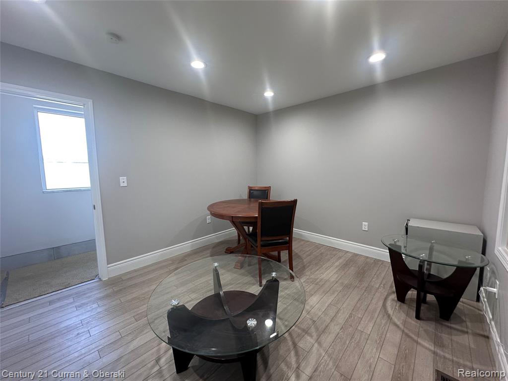 23140 W 8 Mile Road Property Photo 10