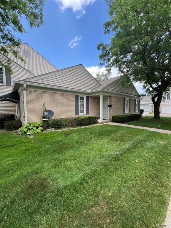 37410 Stonegate Circle Property Photo 2