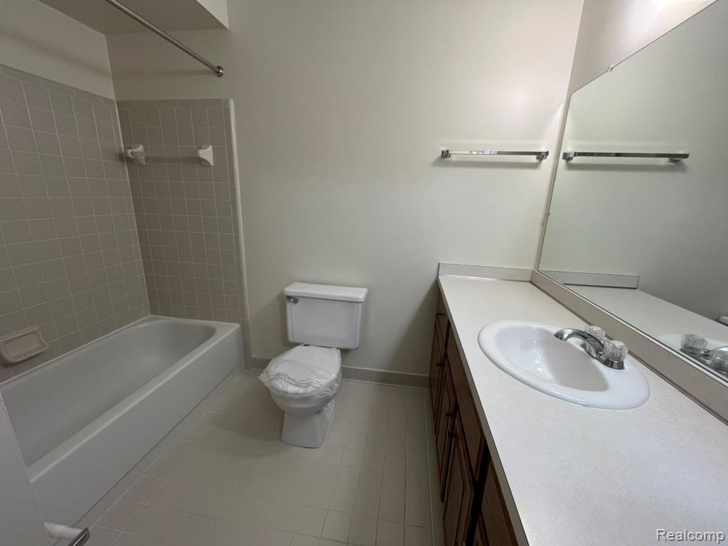 37410 Stonegate Circle Property Photo 12