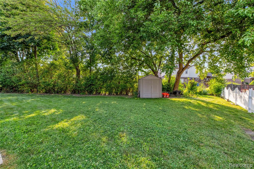 4826 Evans Court Property Photo 26