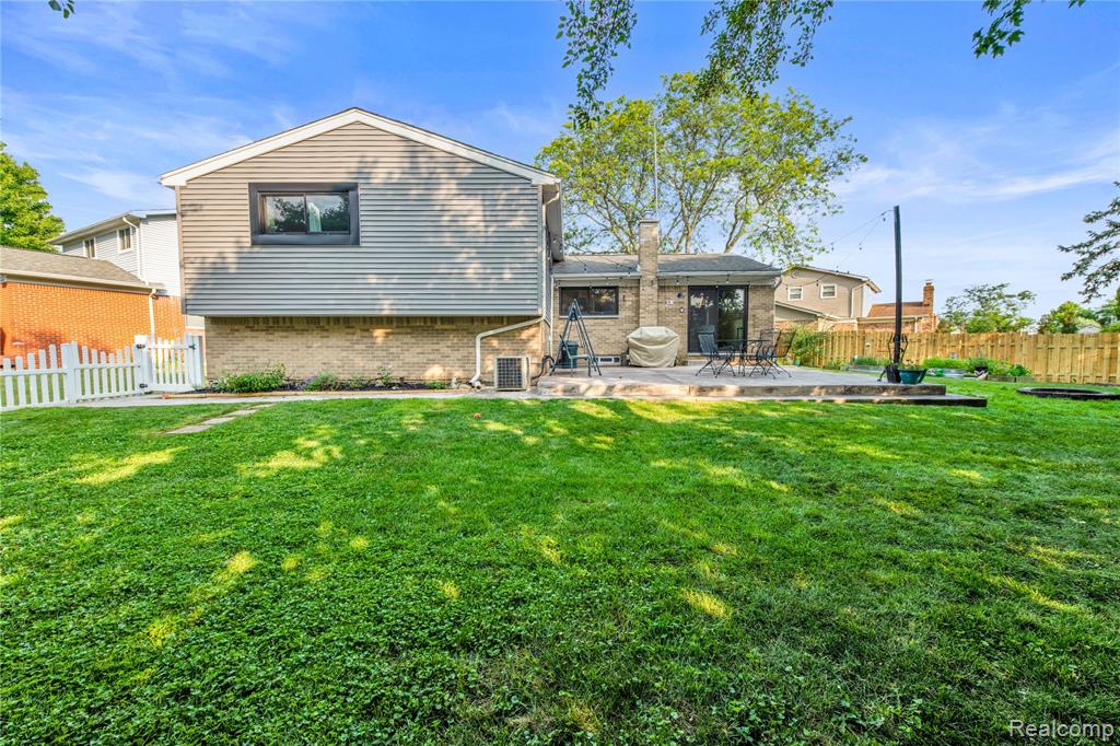 4826 Evans Court Property Photo 28