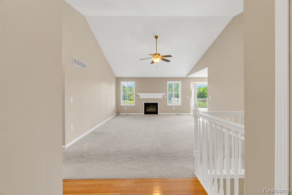 8419 Forest Glen Drive Property Photo 8