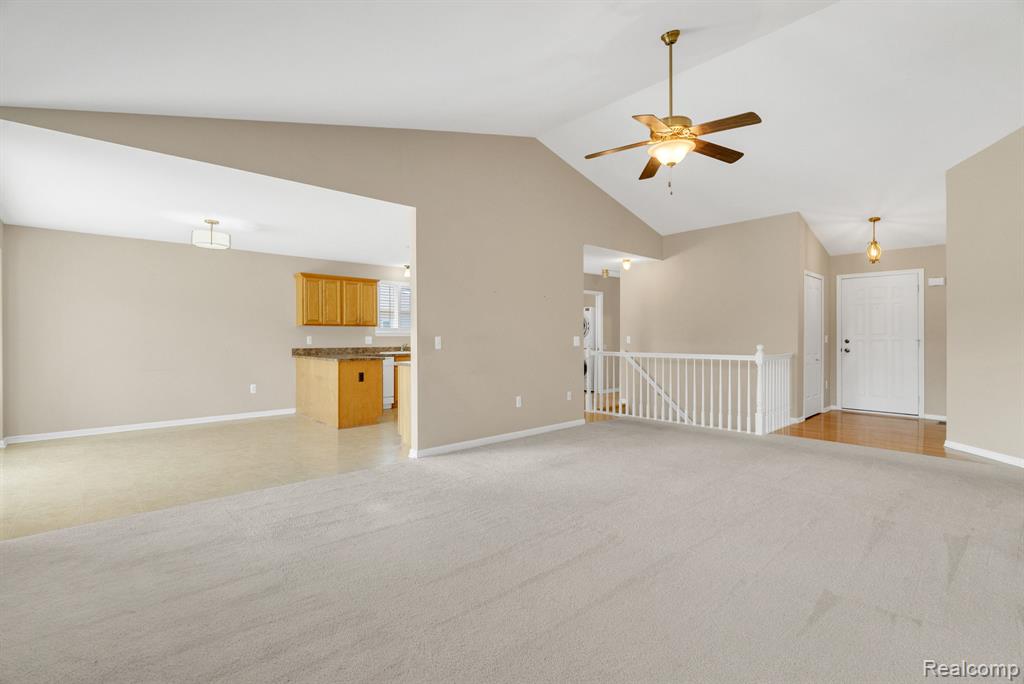8419 Forest Glen Drive Property Photo 13