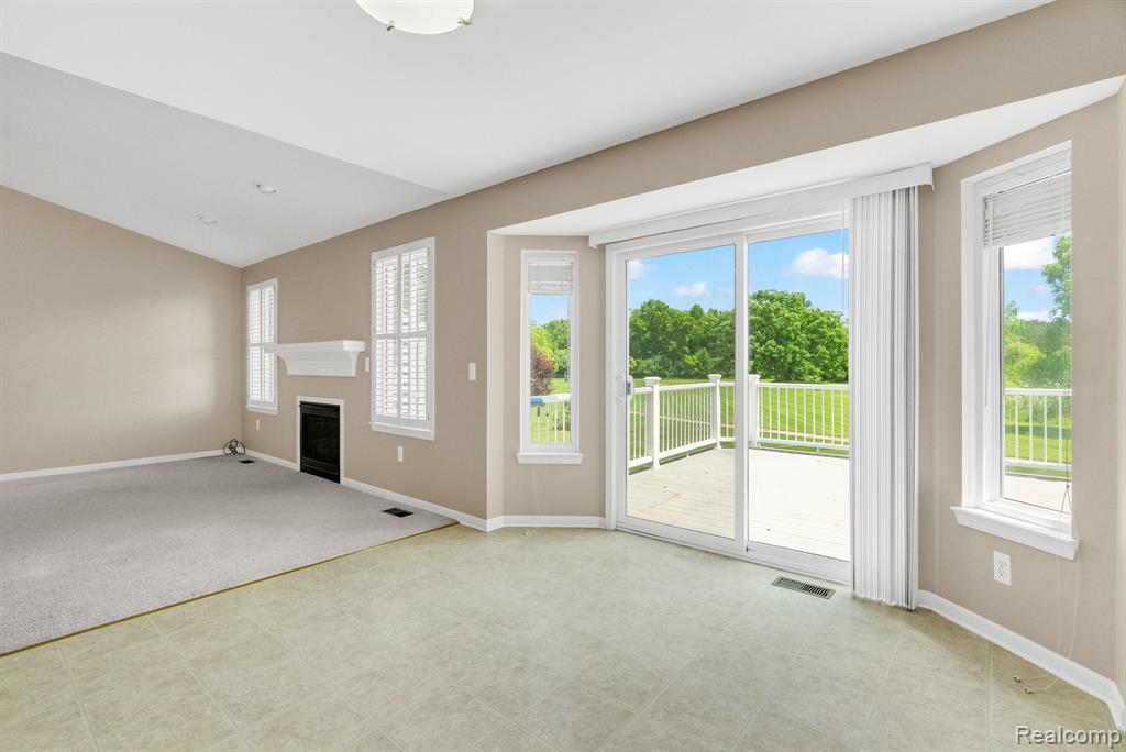 8419 Forest Glen Drive Property Photo 16