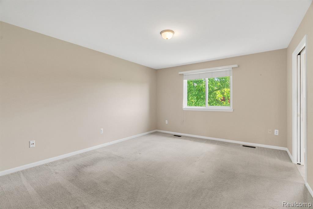 8419 Forest Glen Drive Property Photo 27
