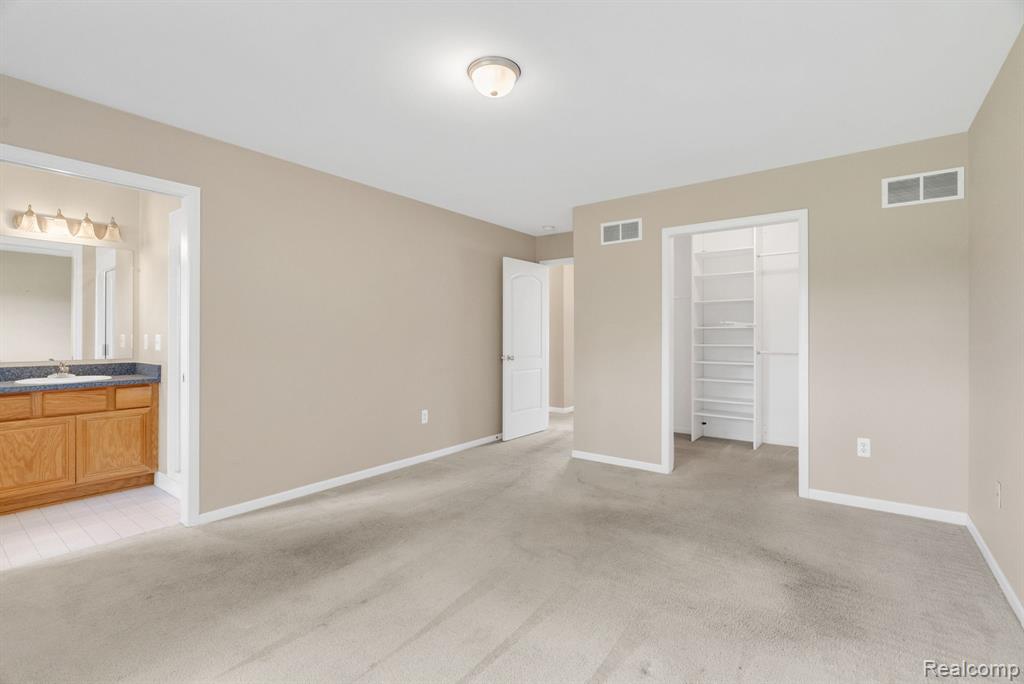 8419 Forest Glen Drive Property Photo 28